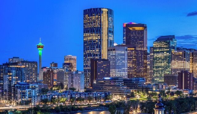 Steps From Downtown Calgary