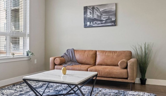 Steps From Sky Ridge Medical!