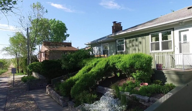 Steps from the beach! Pet friendly. Awesome amenities and great location.