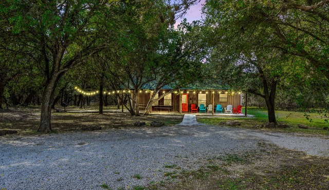 Steps from THE Frio River with river access included, the perfect Concan cottage with the best price