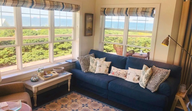 Steps from Thunder Cove Beach!