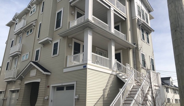 STEPS TO BEACH & BOARDWALK. 5BR/3BATH. Private Elevator!