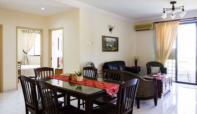 Steps to Beach. Nicely renovated with Huge Pool