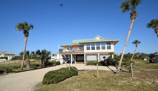 Steps to Beach, Amazing View! Pool, Gameroom, Hot-tub, Dog Friendly, Fenced Yard