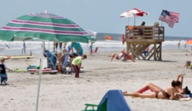 Steps to Beautiful Brigantine Beach. n1st. Floor Unit with Private Porch.