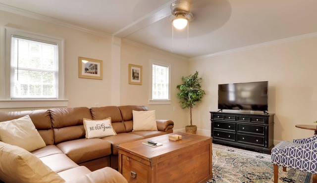 Steps to Downtown! Family Home in Historic Edenton