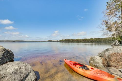 Steps to Lake Access! Eastbrook Family Cabin