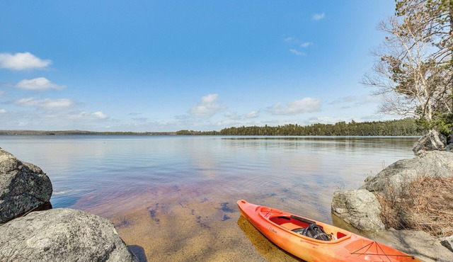 Steps to Lake Access! Eastbrook Family Cabin