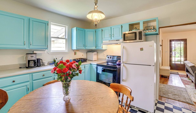 Steps to Lake Huron: Retreat w/Yard in St Ignace