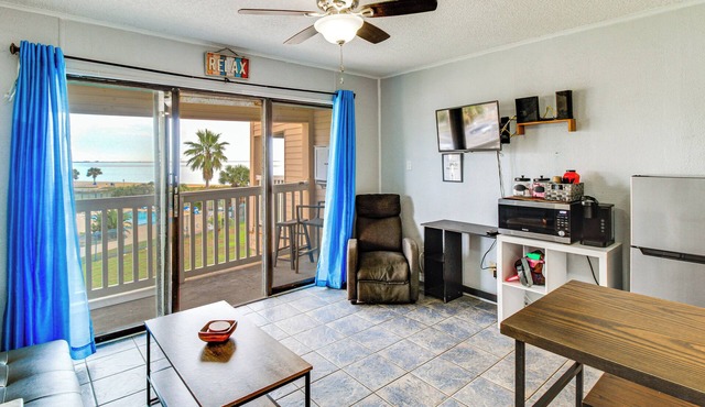 Steps to North Beach: Gem w/Ocean-view Balcony!