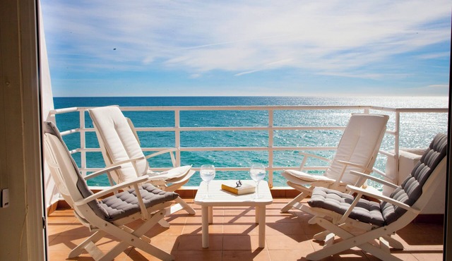 Steps To Sand Pad N Barcelona 3 Room 2 Bath Pkng