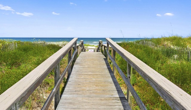 Steps to Sand, HEATED Pool, Private Access, Deck, Grill, Walk to Restaurants, $300 in Free Tickets!