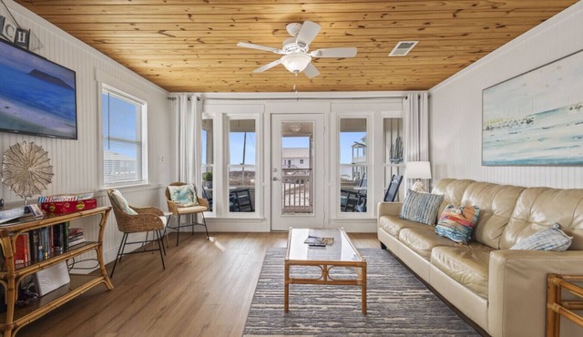Steps to Sand on Private Beach | Cozy 2BR Cottage