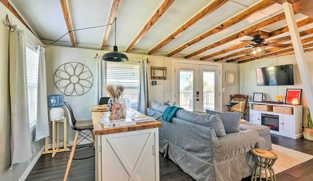 Steps to Sand: Surfside Beach Gem w/Large Yard