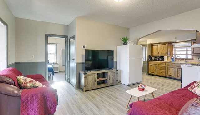 Steps to Shore! Pet-Friendly Lake Waconia Getaway