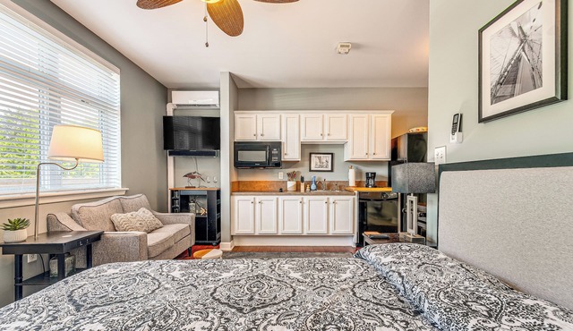 Steps to Smith Mountain Lake: Unit w/Pool Access!