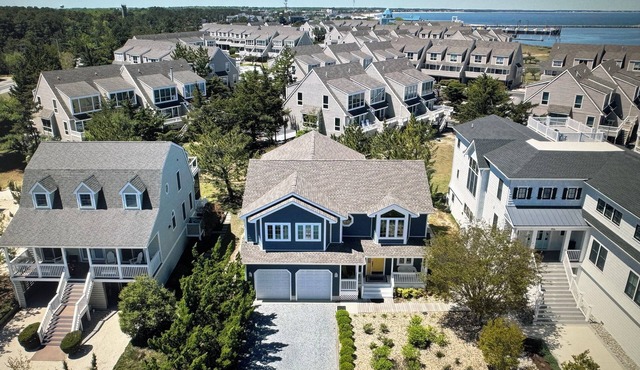 STEPS To The Beach, In Sought After Cape Shores With Private Pier