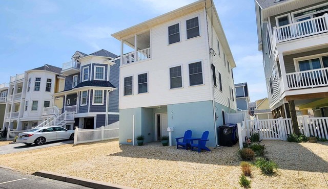 Steps to the Beach! Beautiful Family Vacation Home - Elevator & EV Charger