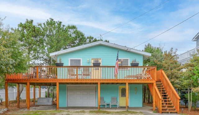 Steps to the Ocean and Private Beach Sleeps 10