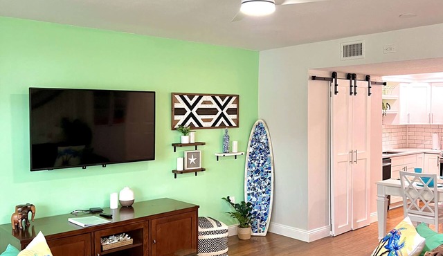 Steps to the Sand – 2BR Melbourne Beach Townhome