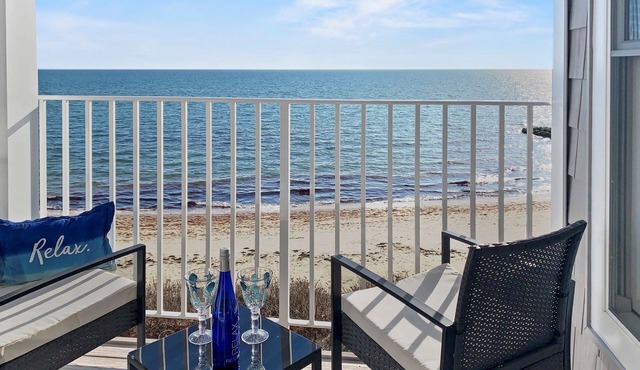 Steps to the Surf—Modern Oceanfront Condo