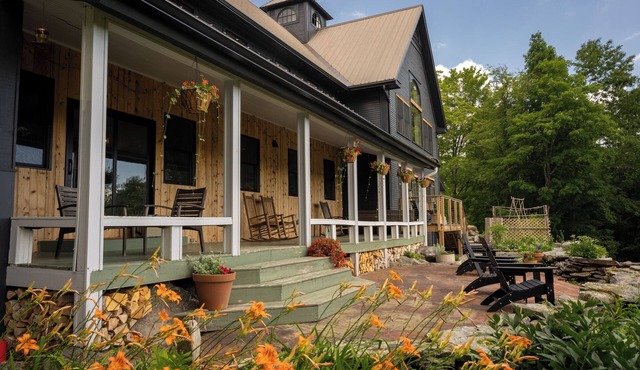Sterling Forest Lodge <> A Boutique Mountain Retreat