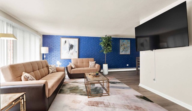 Sterling Heights Tranquil Retreat