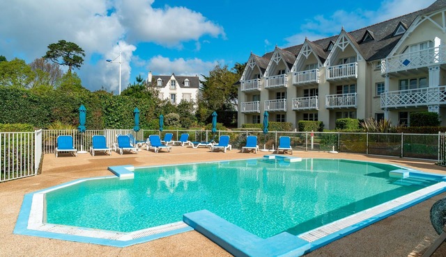 Sternoka - Appt avec vue mer avec piscine