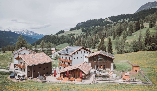 stettli resort - high-quality apartment «capricorn» for up to 14 guests