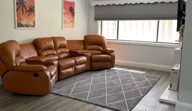 StevieNic’s Dig’s