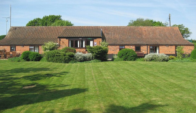 STIFF KEY BARN 30955