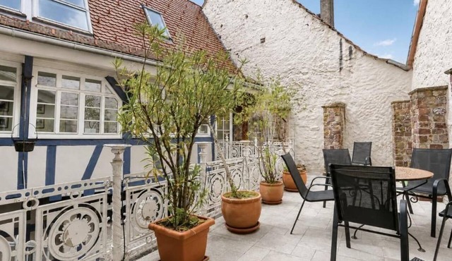 Stilhaus 1730 Etage in Königsbach-Stein