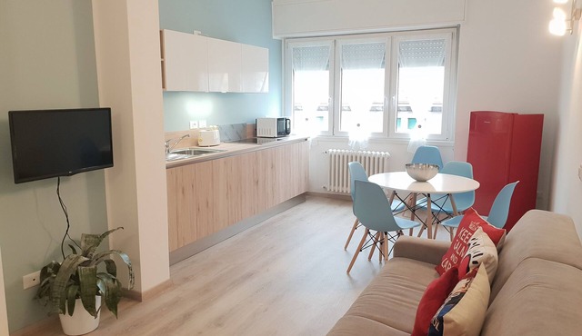 Stilish cozy and new apartment recently renovated 4 pax in Milan