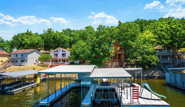 Still Water Cabin - Stunning lakefront cabin