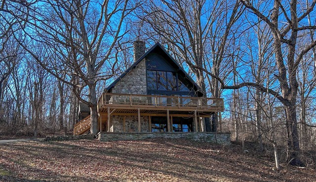 StillFrame House - Luxury A-Frame + Hot Tub - 1+hr to DC, 12 Min to Liberty Mtn