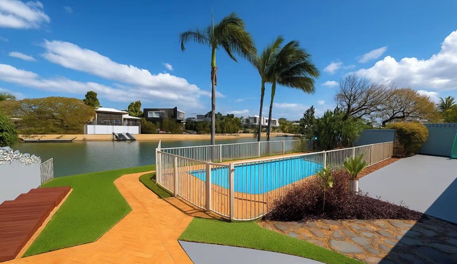 Stillwater Getaway - Waterfront House with Pontoon