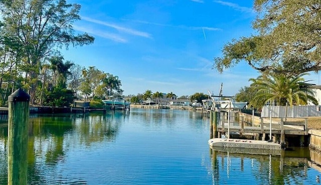 Stillwater Haus – Waterfront Home w/Dock & Intracoastal Access
