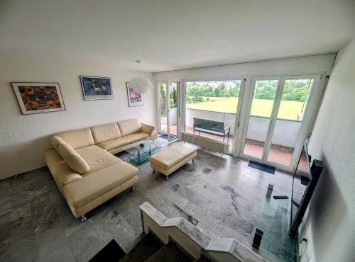 Stilvolles Privatzimmer im Einfamilienhaus nahe Basel