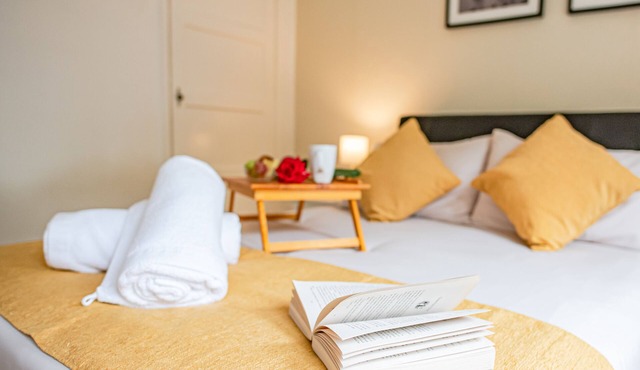 Stirling Mercury Apartment - Scottish Holiday Let