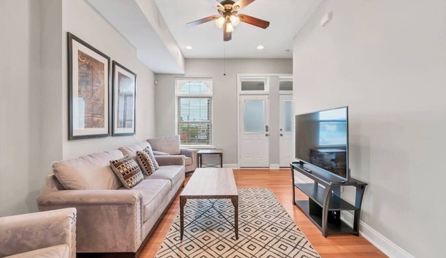 STL, Tower Grove, 2-Story Townhome - B