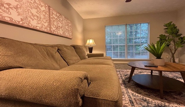 Stockbridge Quiet Hideaway