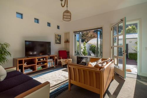 Stoked on Sumner Living