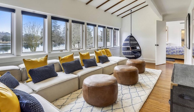 Stone Anchor Farm - An unforgettable waterfront estate on Oak Creek!