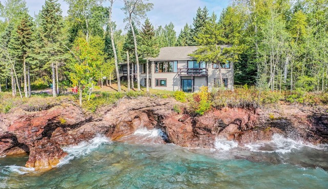 Stone Arch- Entire Large Home on Unique Lake Superior Shoreline