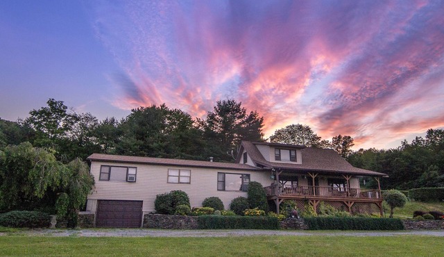 Stone Bear Sanctuary- A Secluded Nature and Wildlife Lovers' Retreat