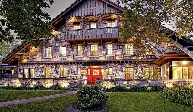 Stone Chalet B&B Inn and Event Center