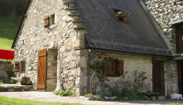 Stone cottage at the foot of Puerto del Tourmalet, Promotion from 21 to 27/7/19