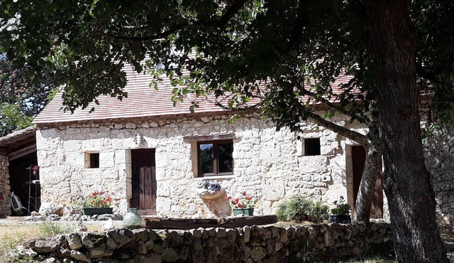 Stone cottage near Bergerac
