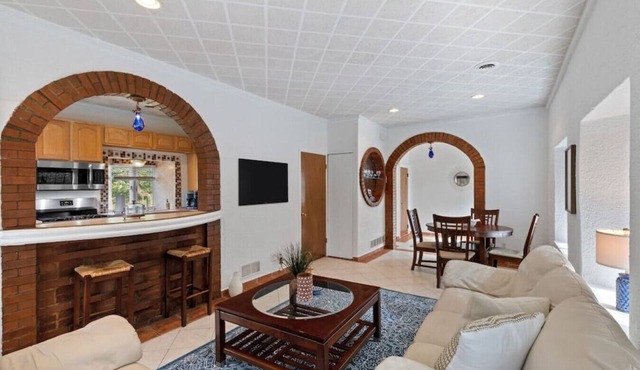 Stone Cottage on Erie Canal, Brockport!