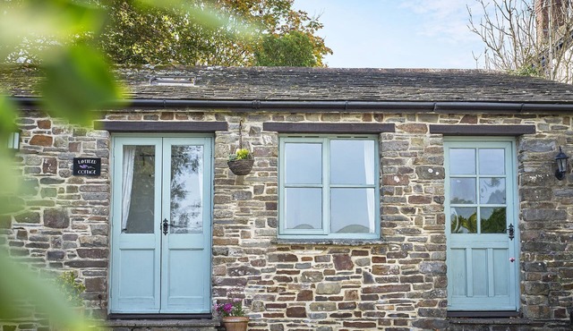 Stone Cottage With Indoor Swimming Pool In Stunning Rural Location Near Ocean